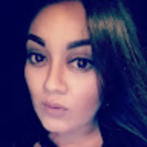 Meet your Posher, Evelyne